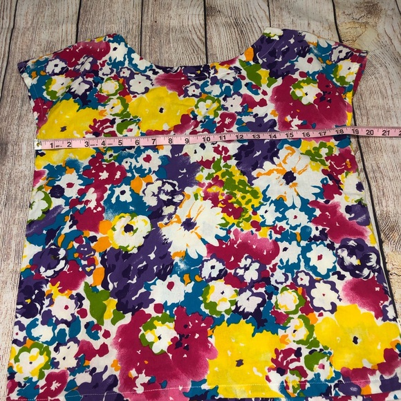 Warner Brothers Flower Shirt and Skirt Set - Picture 4 of 8